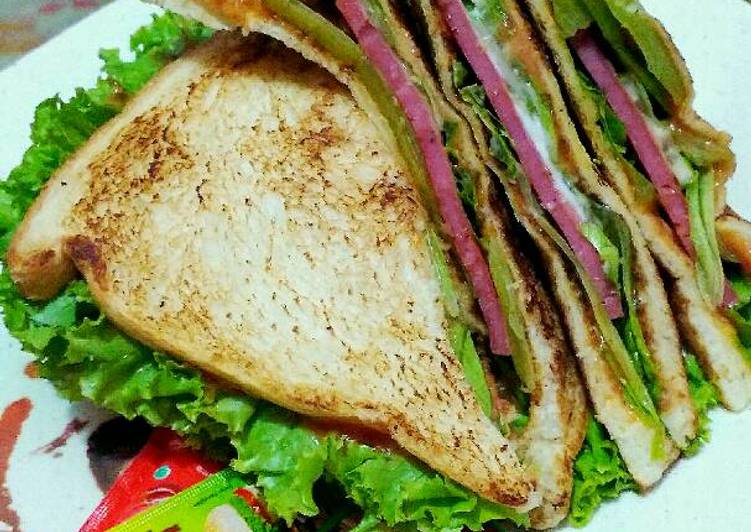 bahan dan cara membuat Sandwich bakar/panggang