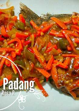 Nila Saus Padang