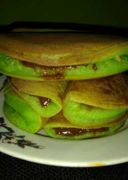Martabak Matcha Sourdough Mini dengan Dulce DÃ© LechÃ©