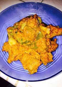 Rendang daging sapi jengkol pedas