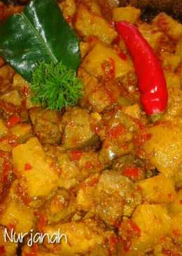 Sambal goreng kentang hati ayam (pedas)