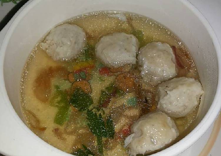 bahan dan cara membuat Mpasi bakso ayam