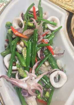 Tumis Cumi Bawang Tombak