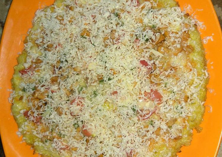 gambar untuk resep makanan Pizza Rice Crust Keju (Nasi Keju Sosis)