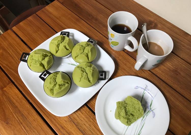 resep lengkap untuk Kue Mangkok Pandan Suji