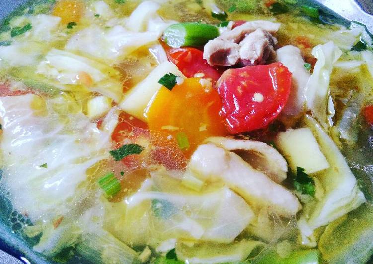 resep lengkap untuk Sop ayam papi muda