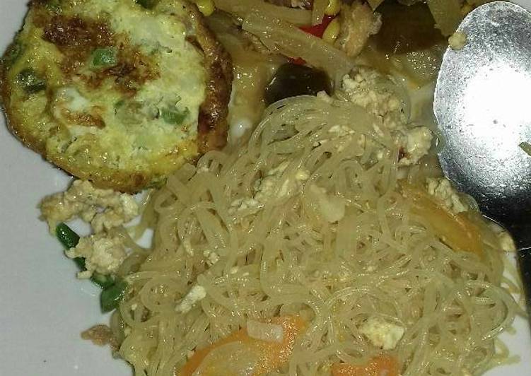 cara membuat Bihun goreng praktis