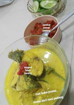 Tongkol kuah kuning dan sambal merah padang