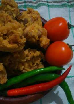 5.Ayam goreng kritingnya banyak