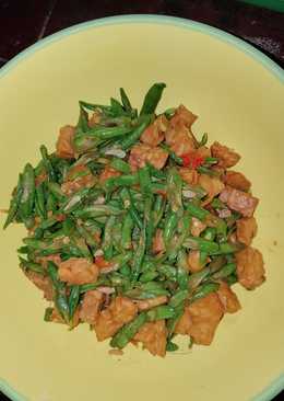 Tumis pedas kacang panjang tempe