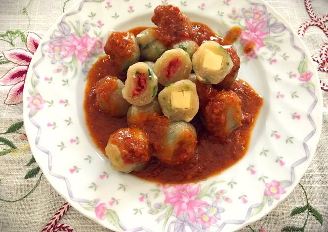  Resep  Cilok isi  keju dan kornet  oleh Putri Karima Cookpad