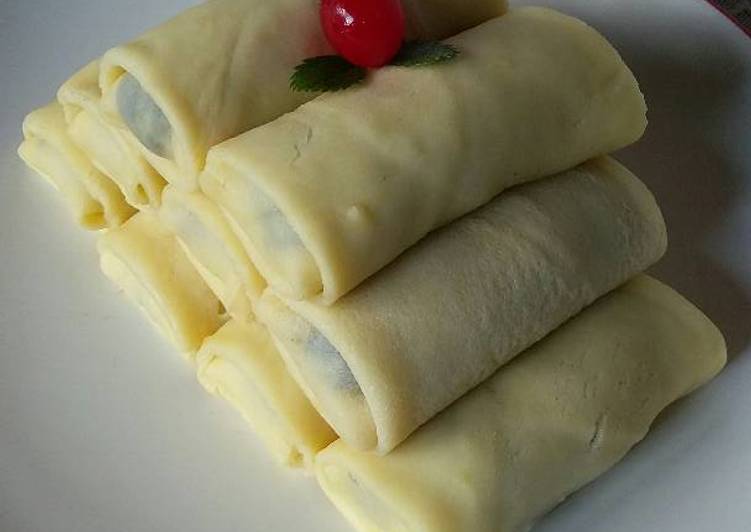 Resep Dadar gulung isi vla cokelat oleh Chinantalya Ivada Resep Dadar gulung isi vla cokelat oleh Chinantalya Ivada