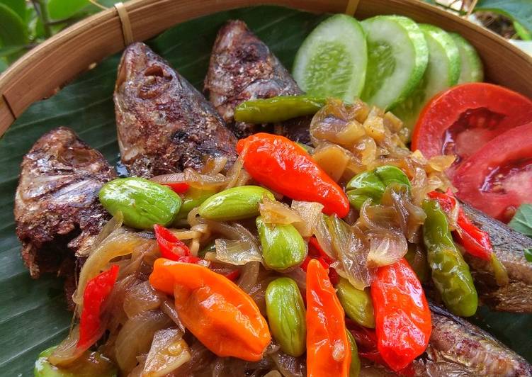 Kembung Goreng Saus Tiram