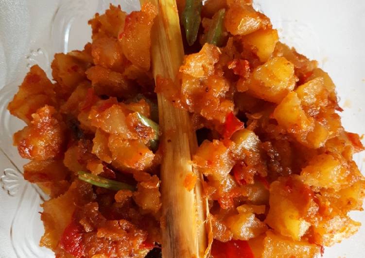 Sambal goreng kentang