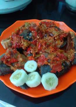 Bawal Goreng Lado Merah Tomat Ijo