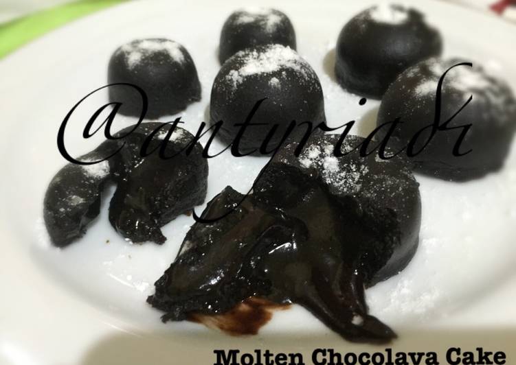 resep masakan Molten Chocolava Cake