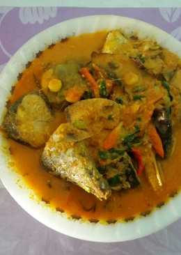 Ikan Tongkol pedas bumbu kuning