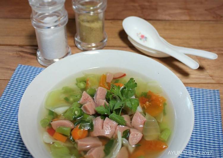 gambar untuk resep makanan Sup sayur sosis