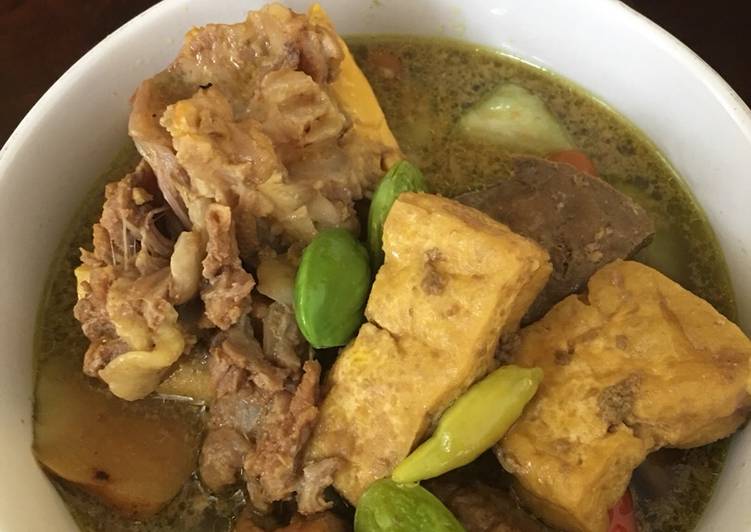 Tengkleng Pete Tahu Pedas Pengusir Stres