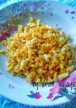 Nasigoreng orek telur masin (menu anak)