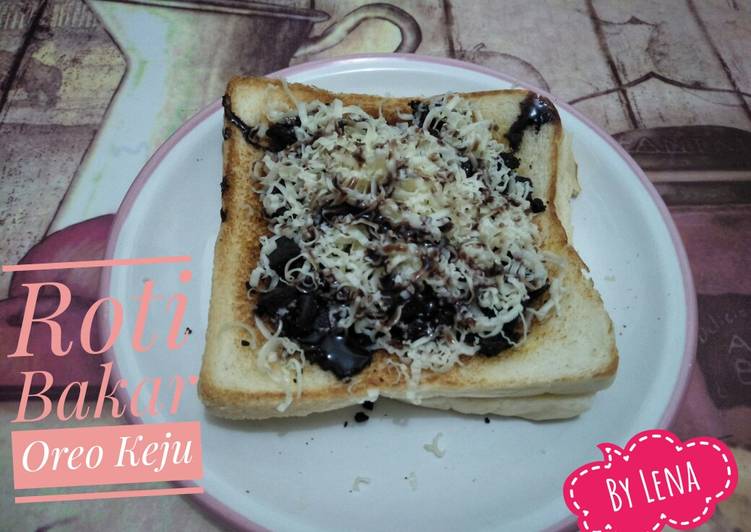 Roti Bakar Oreo Keju
