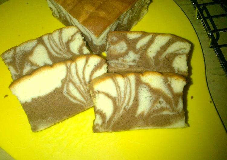 resep lengkap untuk 13. Ogura Zebra Cake Mocca