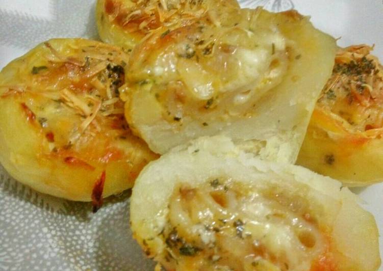 resep lengkap untuk Kentang panggang makaroni keju