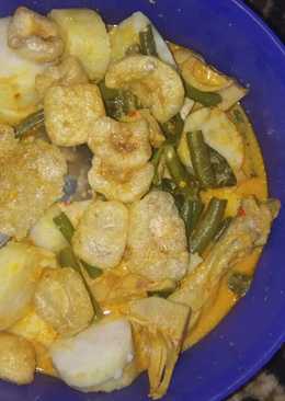 Lontong Gulai Nangka Suiran Ayam