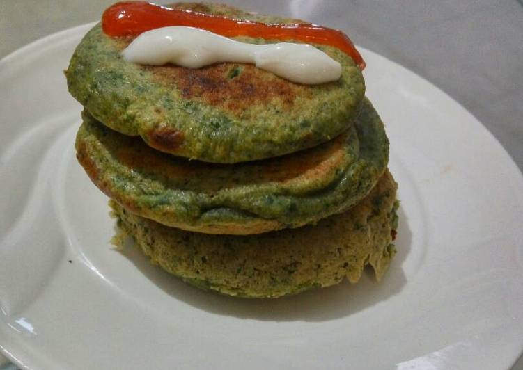 Resep Pancake bayam - Bunda Aliyahfiddin