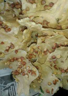 Peyek kacang tanah