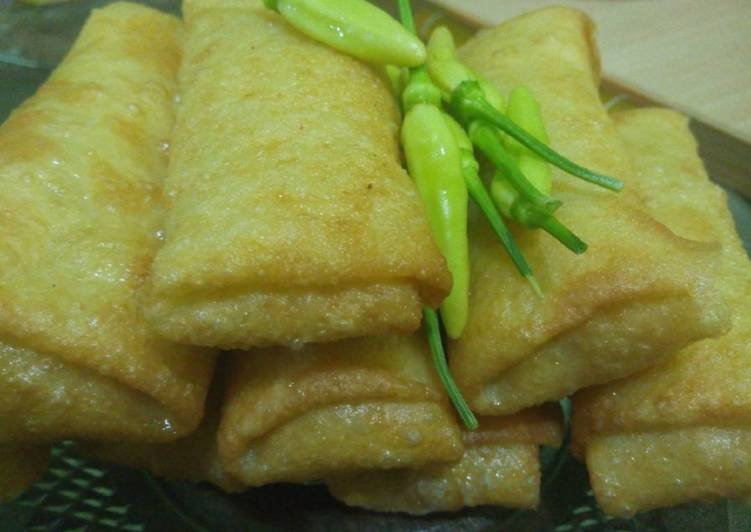 gambar untuk cara membuat Lumpia isi rebung dan tahu