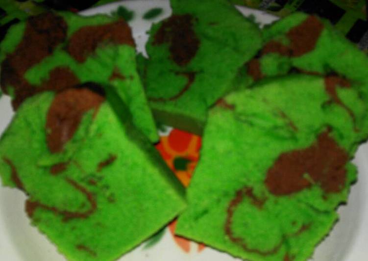 resep lengkap untuk Bolu pandan zebra(lembuutttt)