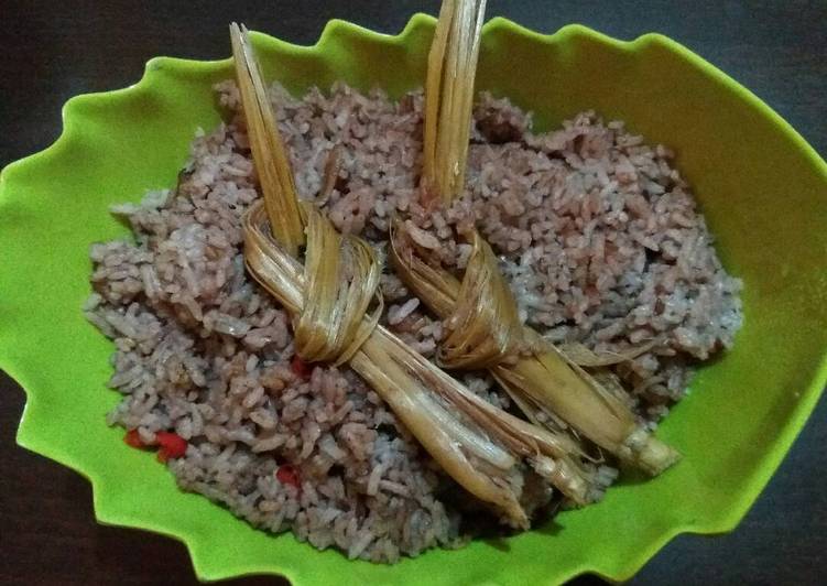 resep lengkap untuk Nasi Liwet Ubu Ungu