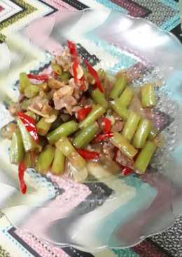 Tumis buncis daging cincang