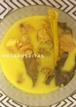 Opor ayam bumbu kuning anti gagal