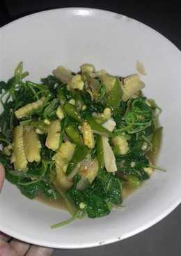 Tumis bayam dan baby corn