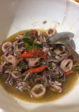 Sotong/suntung/cumi pedas hitam (ala manado)