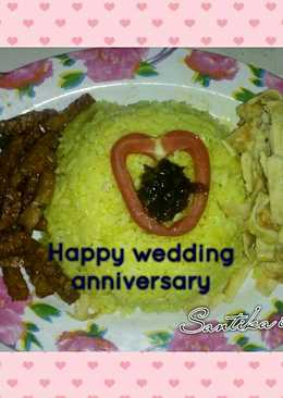 Nasi kuning anniversary (mejikom)