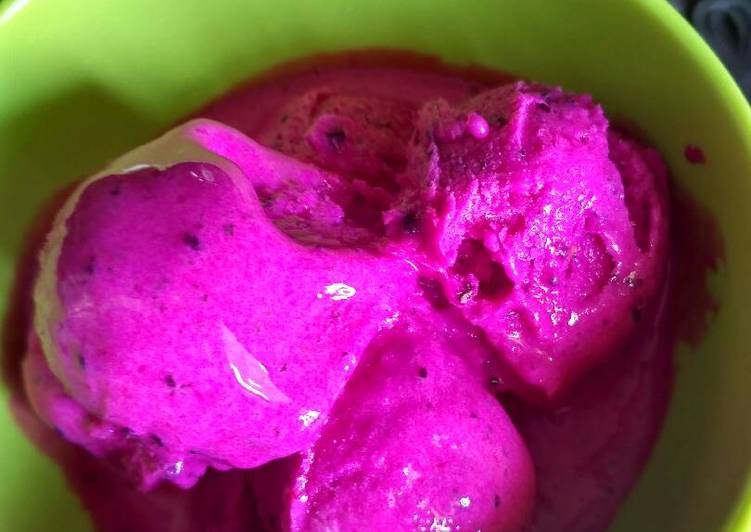 gambar untuk resep Ice cream naga lembut dan lumer di mulut