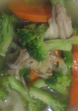 Sop ayam with brokoli n wortel
