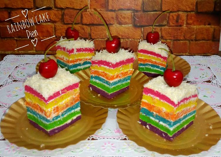 Resep Rainbow cake kukus Ny. Liem - Dapur Dien