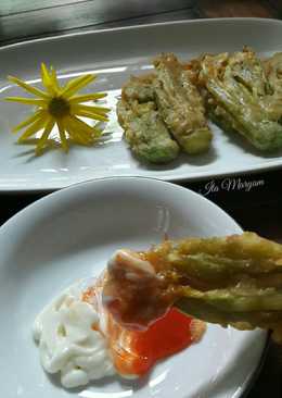 Fried Pumpkin Flowers