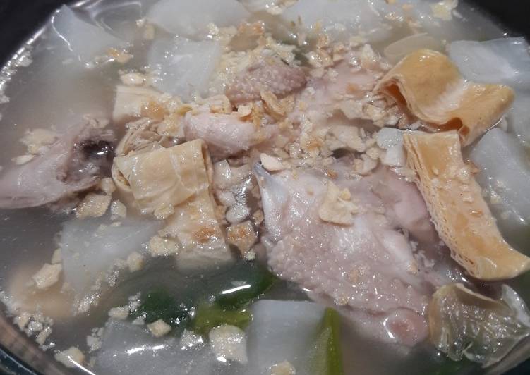 4. Sup ayam kembang tahu