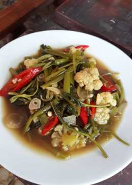 Tumis kangkung with kembang kol