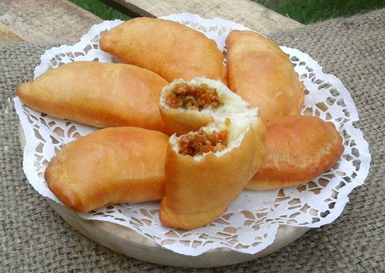 resep lengkap untuk Panada isi Ayam