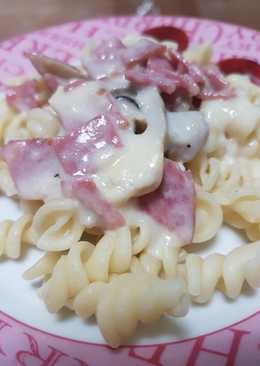 Fusili/macaroni carbonara