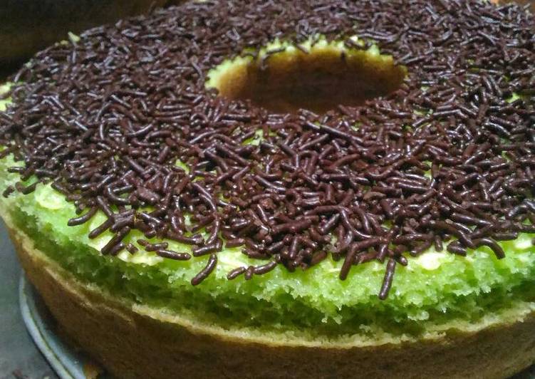 bahan dan cara membuat Bolu pandan 3 telur