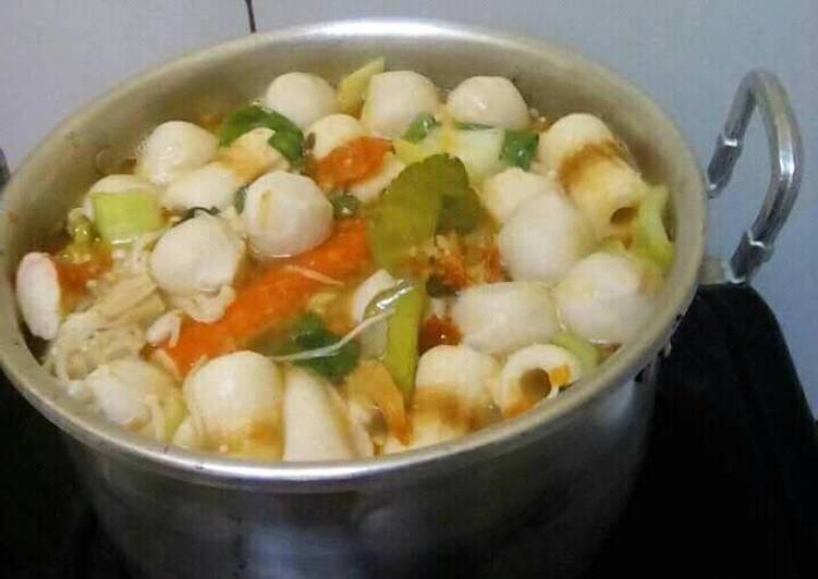 resep lengkap untuk Suki-suki kuah Tomyam