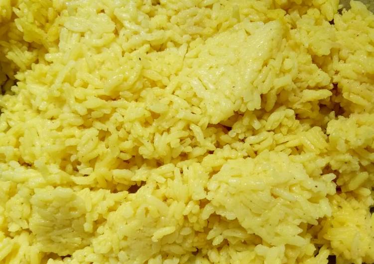 gambar untuk resep makanan Nasi kuning