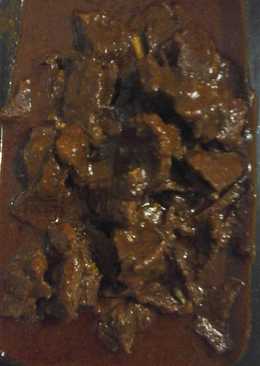 Semur daging sapi pedas